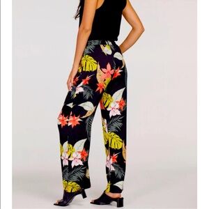 Tribal Jeans Floral Black Women's Wide Leg Pants Size PS
